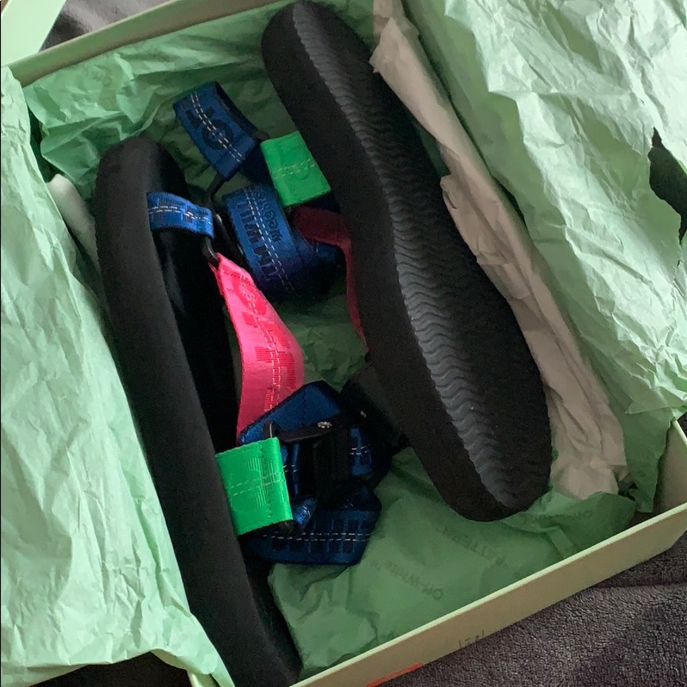 Off white Sandles